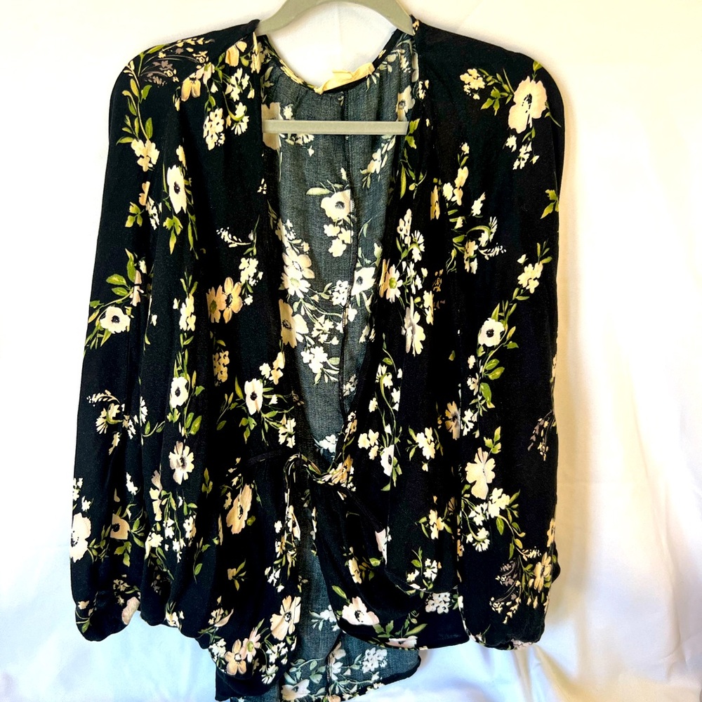 Lovestitch Floral Kimono